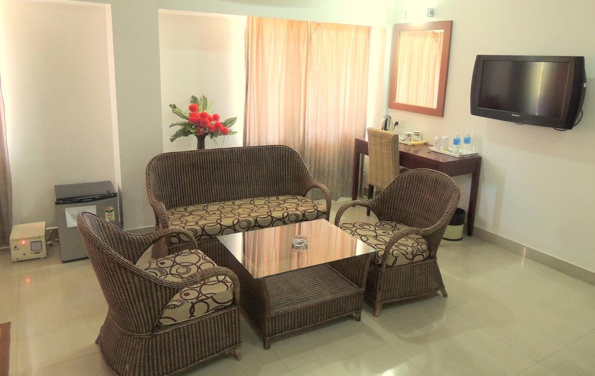 Aroma Residency Hotel Tinsukia Zewnętrze zdjęcie